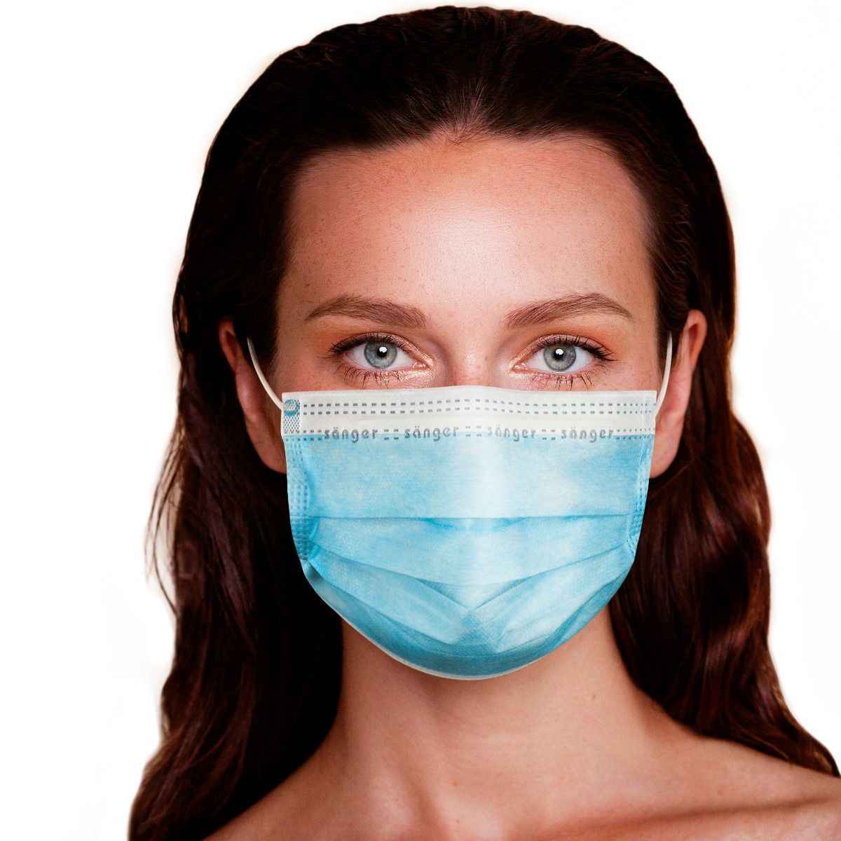 Frau trägt blauen Mundschutz EN 14683 Typ II R mit >99% Filterleistung, 3-lagig, ideal für medizinische Anwendungen und Brillenträger.