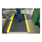 Arbeitsplatzmatte CONDOR aus Vinyl mit federnder Unterseite, ideal zur Entlastung bei langem Stehen. Rutschfestes Design mit gelben Sicherheitsrändern.