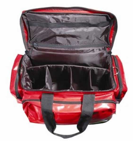 Geöffnete Notfalltasche Traumabag aus rotem Planmaterial mit mehreren Innenfächern zur organisierten Aufbewahrung von Notfallutensilien.