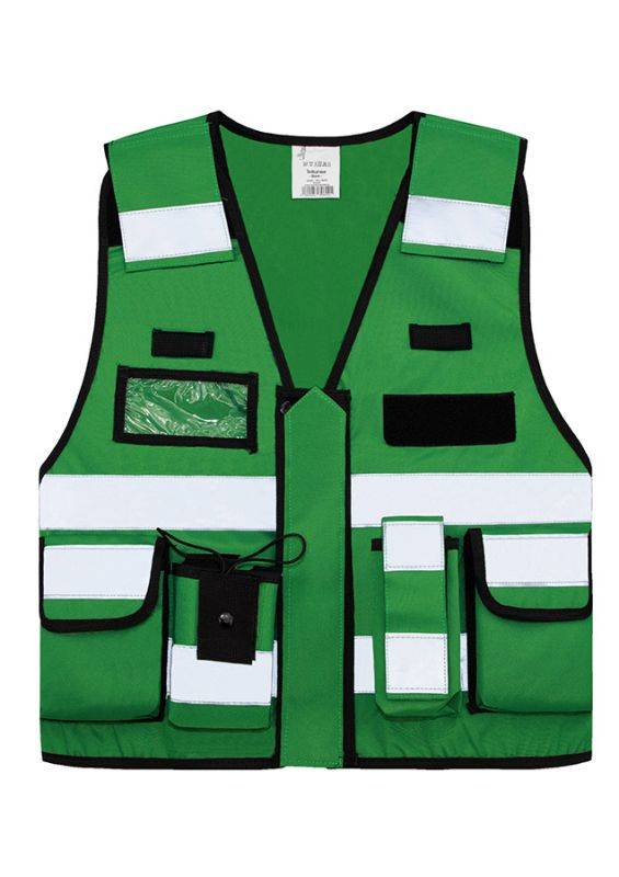 Grüne Tactical Vest Bonn mit Reflexstreifen und vielseitigen Taschen, ideal für Sicherheits- und Logistikpersonal.