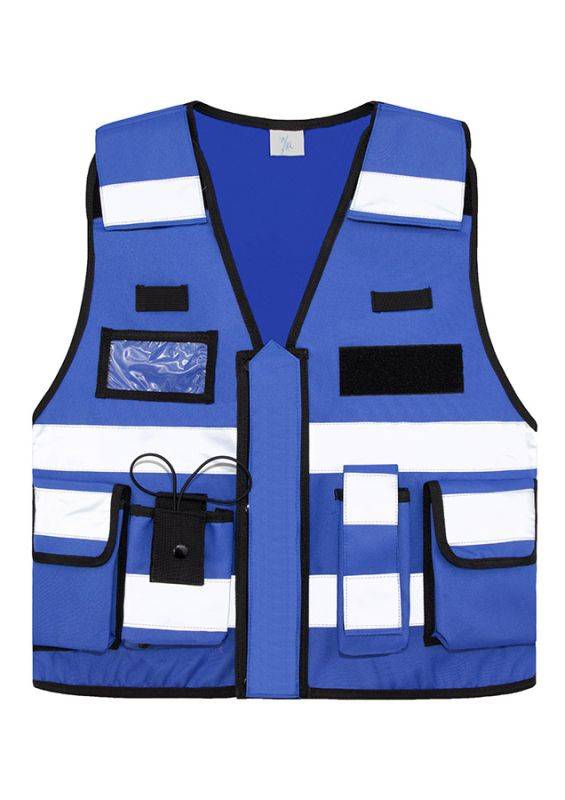 Blaue Tactical Vest Bonn mit Reflexstreifen, Ausweishalter und Taschen für vielseitige Einsatzbereiche.