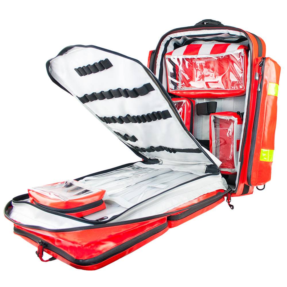 Geöffneter WaterStop PROFI Notfallrucksack mit übersichtlicher Innenaufteilung und elastischen Halterungen für Notfallbedarf.