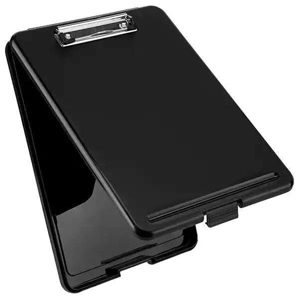 Schwarzes Klemmbrett Safety mit Aufbewahrungsbox, klappbar und robust. Elegante Alternative für professionelle Anwendungen.