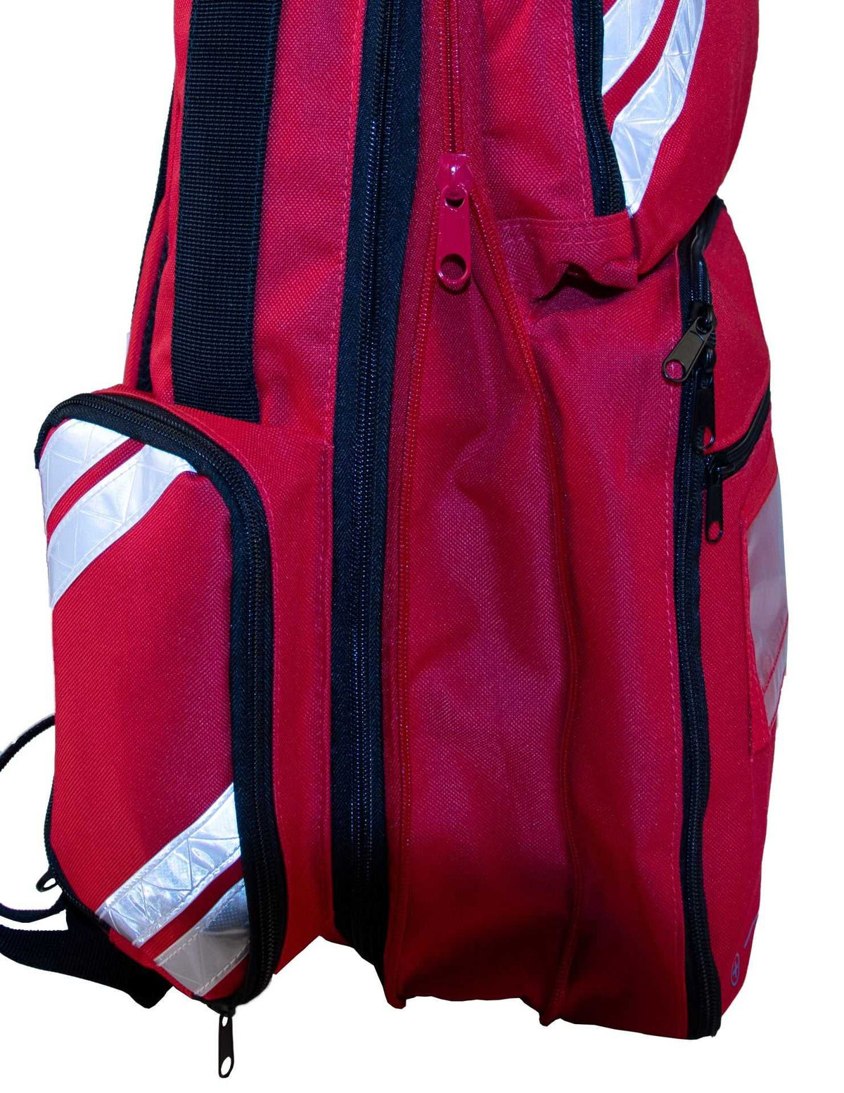 Detailansicht der Seitentasche des Rucksack ultraRESCUE LITE mit reflektierenden Elementen für bessere Sichtbarkeit im Notfall.